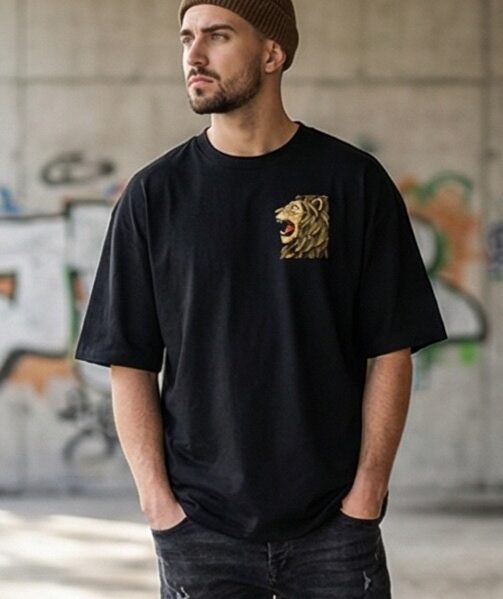 "Fear the Roar" Oversized Graphic T-Shirt – Urban Streetwear Edition